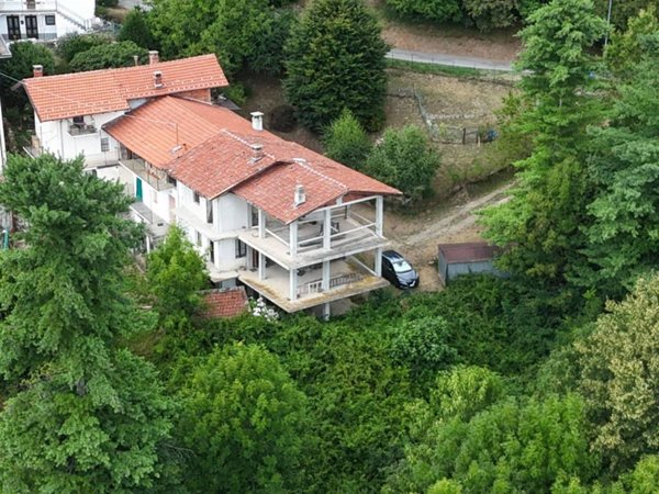 casa indipendente in vendita a Valgioie