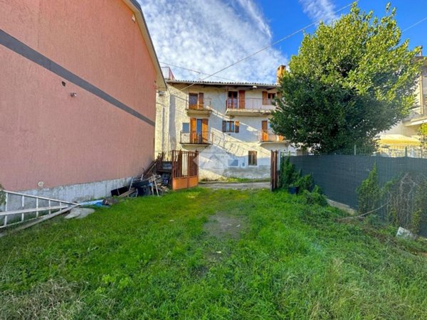 casa semindipendente in vendita a Valgioie