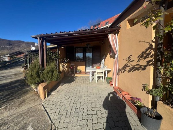 casa indipendente in vendita a Valgioie