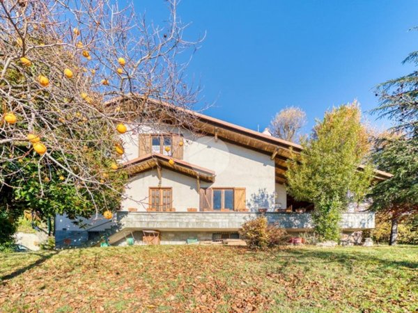 casa indipendente in vendita a Valgioie