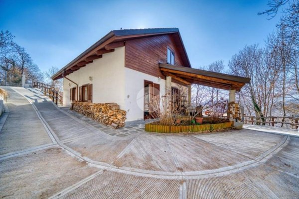 casa indipendente in vendita a Valgioie