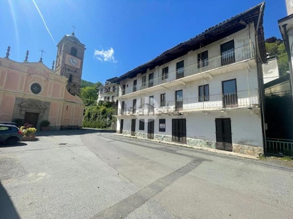 casa indipendente in vendita a Valgioie