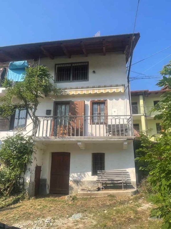 casa indipendente in vendita a Valgioie