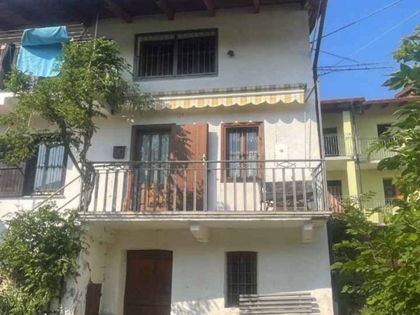 casa indipendente in vendita a Valgioie