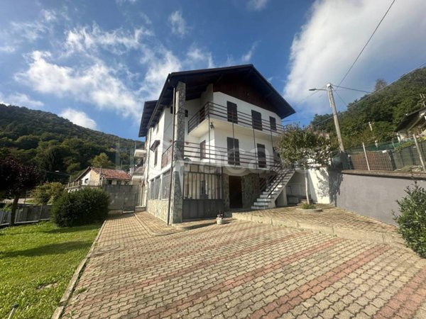 casa indipendente in vendita a Valgioie