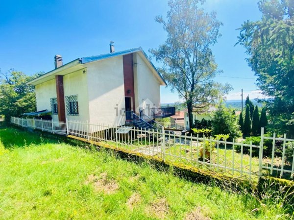 casa indipendente in vendita a Vallo Torinese