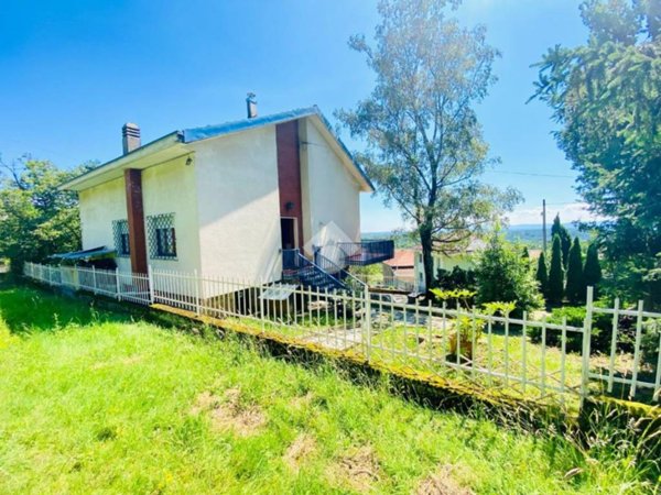 casa indipendente in vendita a Vallo Torinese