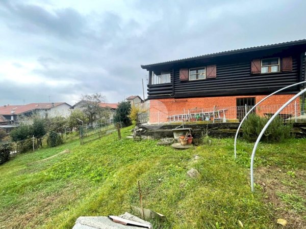 casa indipendente in vendita a Vallo Torinese