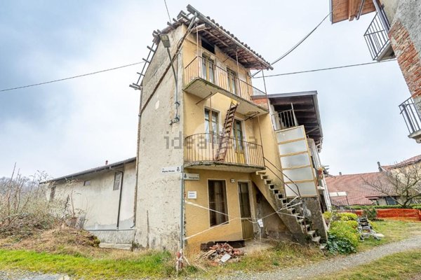 casa semindipendente in vendita a Vallo Torinese