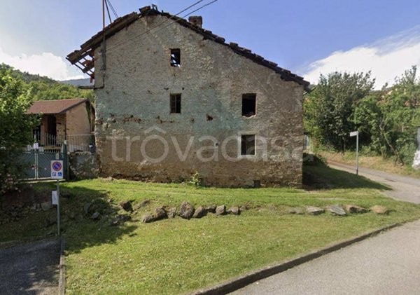 casa indipendente in vendita a Vallo Torinese in zona Spagna