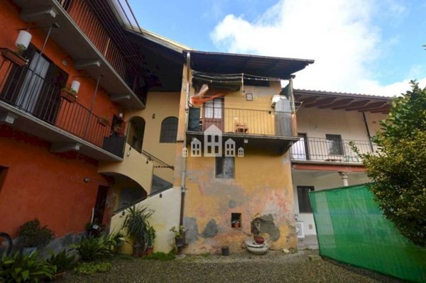 casa semindipendente in vendita a Valperga