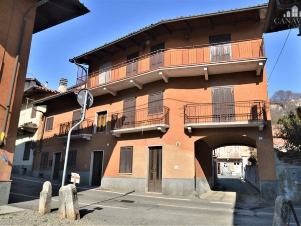 casa semindipendente in vendita a Valperga
