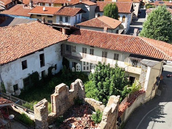 casa indipendente in vendita a Valperga