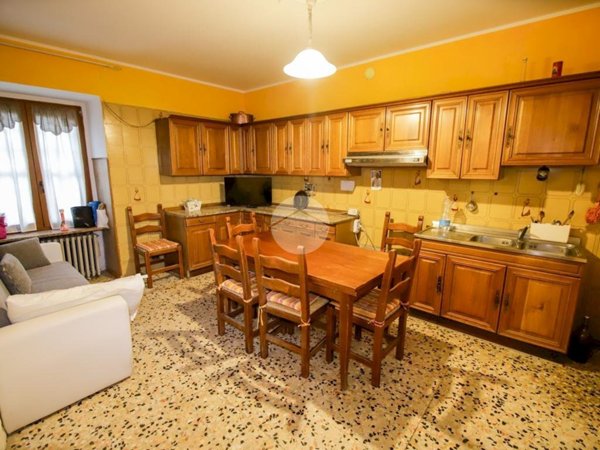 casa indipendente in vendita a Valperga