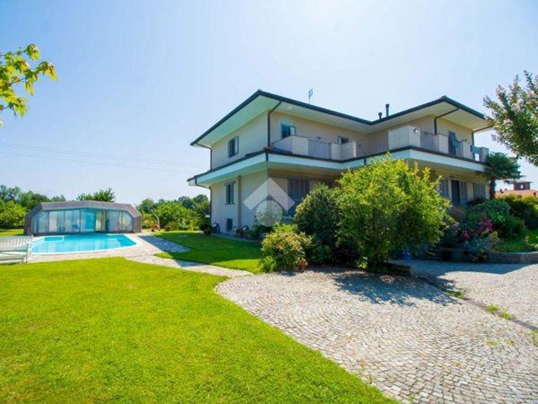casa indipendente in vendita a Valperga