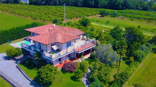 casa indipendente in vendita a Valperga