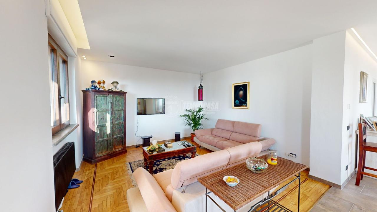 casa indipendente in vendita a Valperga