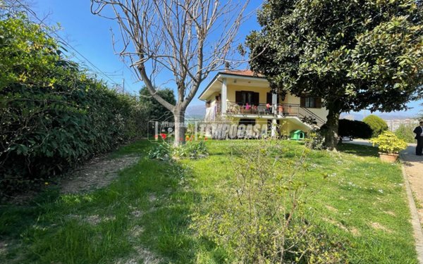 casa indipendente in vendita a Valperga