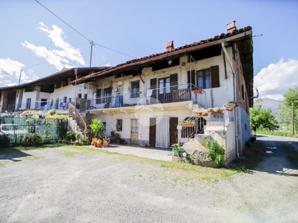 casa indipendente in vendita a Valperga