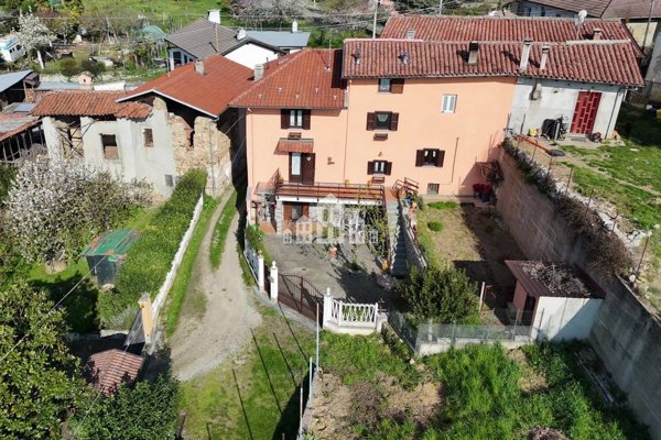 casa indipendente in vendita a Valperga