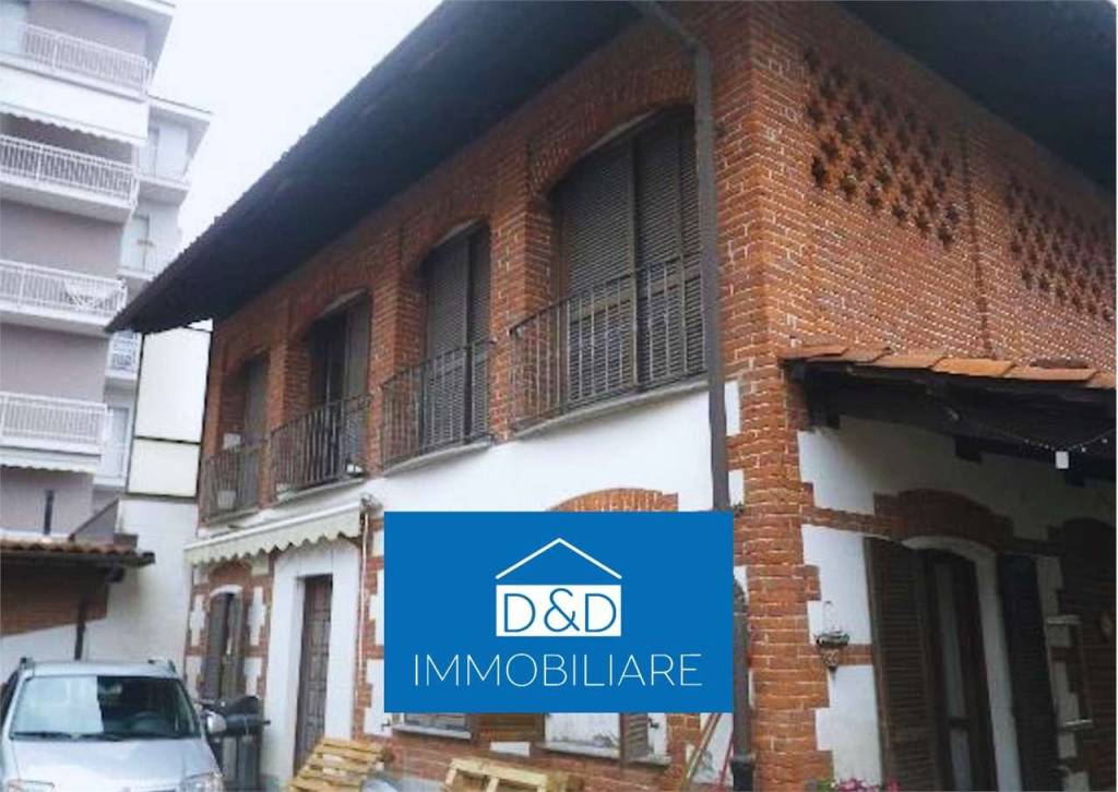 casa indipendente in vendita a Valperga
