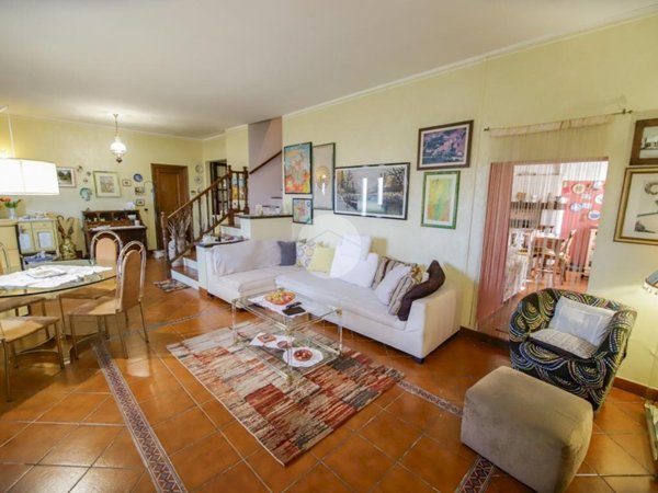 casa indipendente in vendita a Valperga