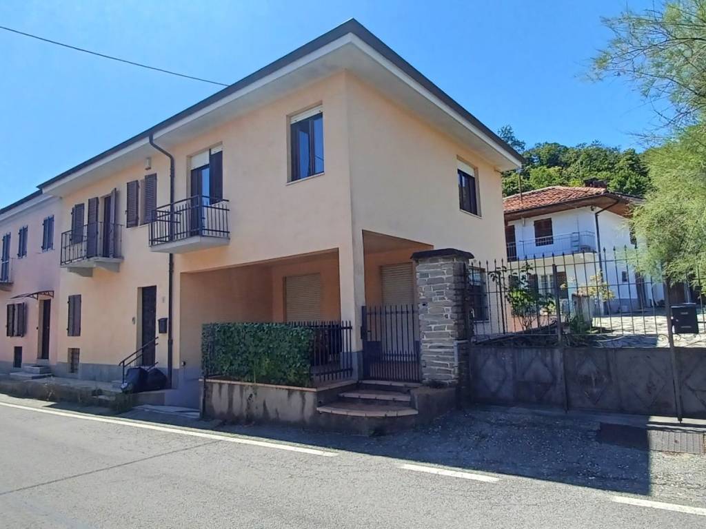 casa indipendente in vendita a Valperga