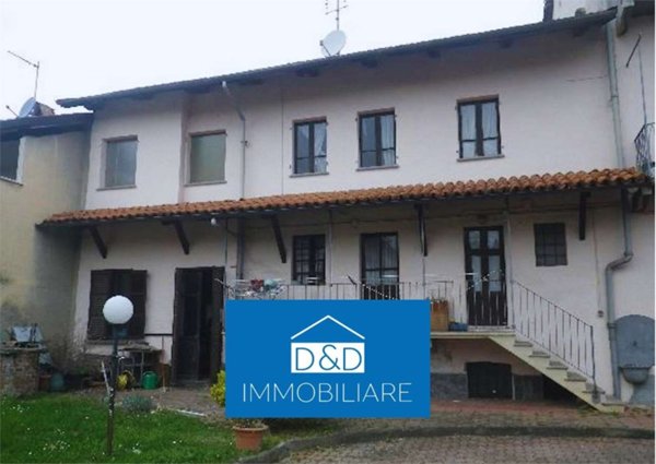 casa indipendente in vendita a Valperga