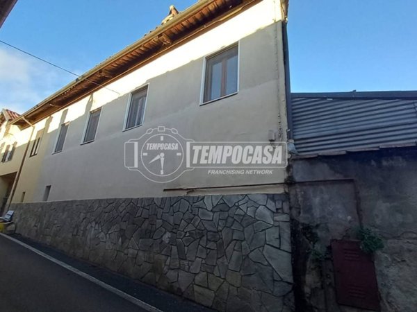 casa indipendente in vendita a Valperga