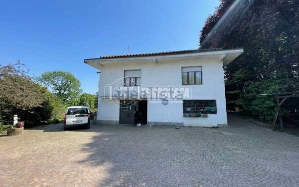 casa indipendente in vendita a Valperga