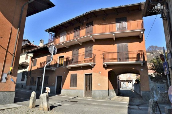 casa semindipendente in vendita a Valperga