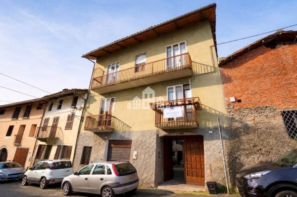 casa indipendente in vendita a Valperga