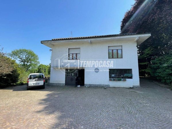 casa indipendente in vendita a Valperga