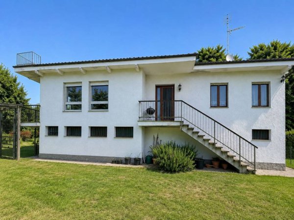 casa indipendente in vendita a Valperga