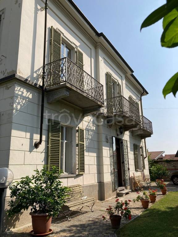 casa indipendente in vendita a Valperga