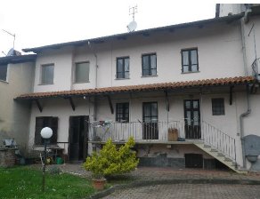 casa indipendente in vendita a Valperga