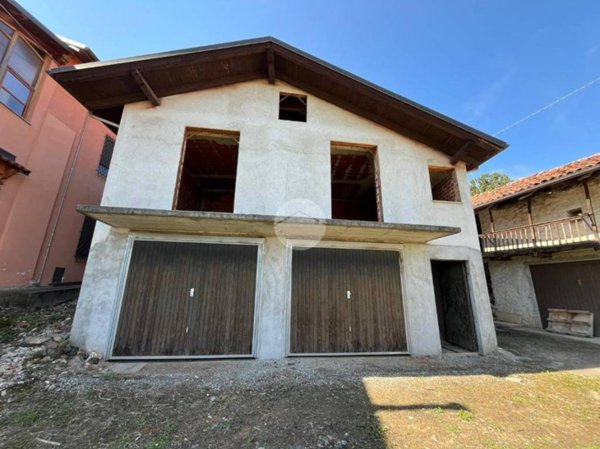 casa semindipendente in vendita a Varisella