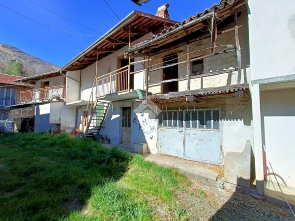 casa semindipendente in vendita a Varisella