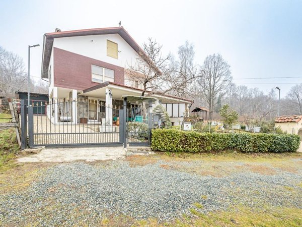 casa indipendente in vendita a Varisella in zona Moncolombone