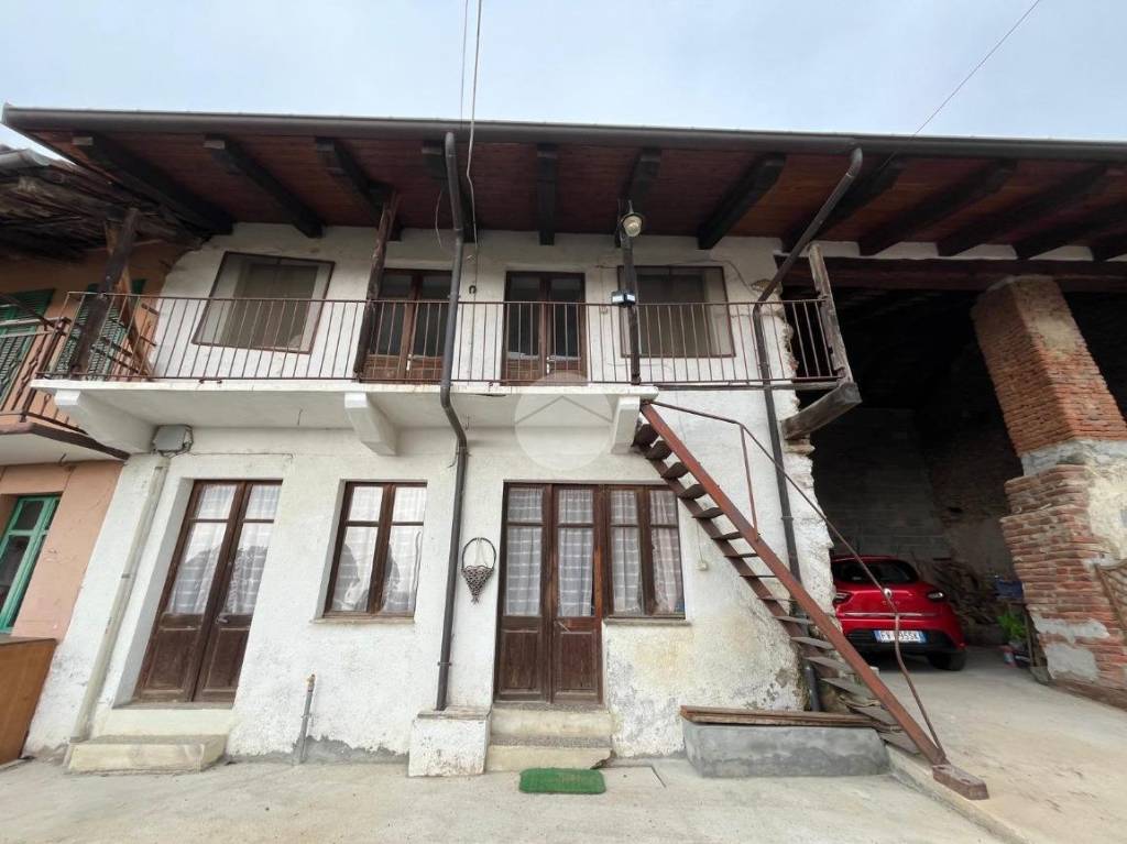 casa indipendente in vendita a Varisella in zona Baratonia