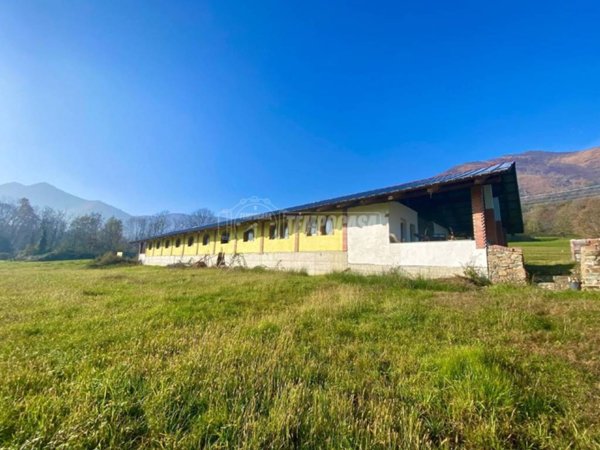 negozio in vendita a Varisella