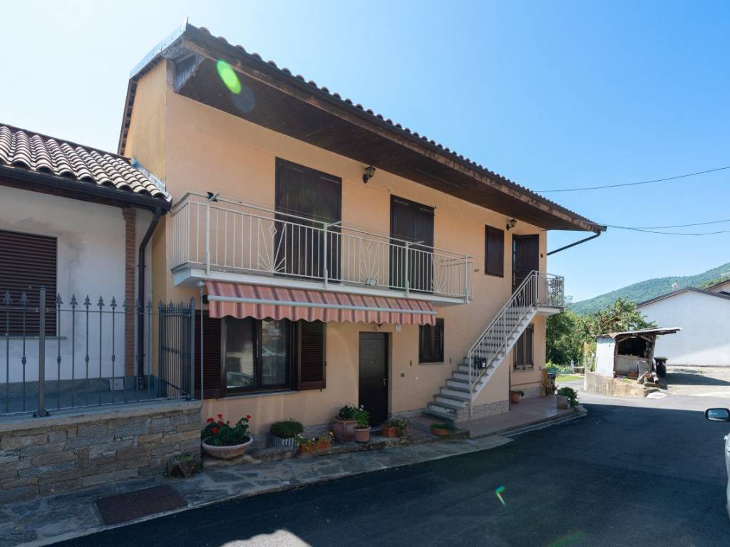 casa indipendente in vendita a Varisella in zona Baratonia