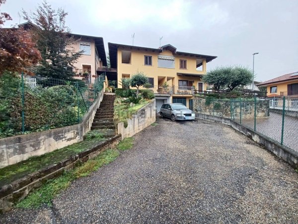 casa indipendente in vendita a Varisella