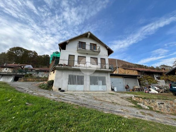 casa indipendente in vendita a Varisella in zona Ramai