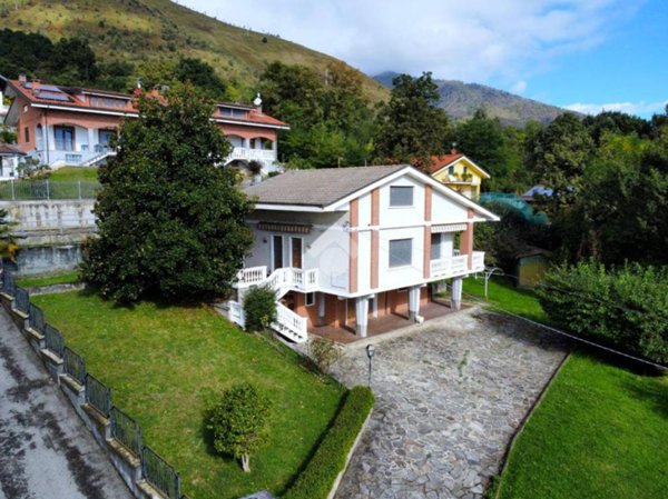 casa indipendente in vendita a Varisella