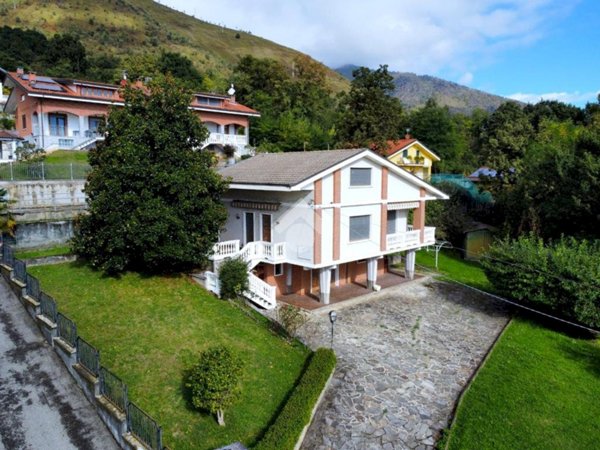 casa indipendente in vendita a Varisella