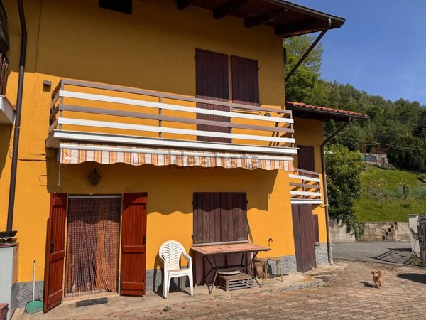 appartamento in vendita a Varisella in zona Ramai