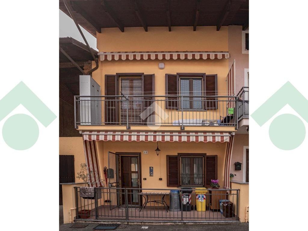 casa semindipendente in vendita a Vauda Canavese