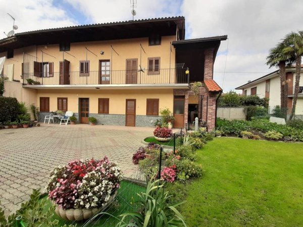 casa indipendente in vendita a Vauda Canavese
