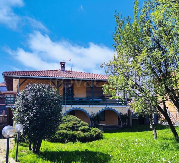 casa indipendente in vendita a Vauda Canavese